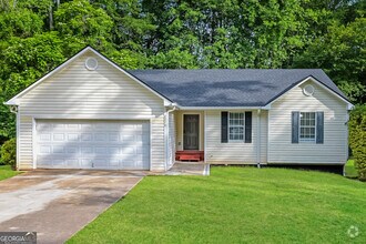 Building Photo - 2270 Village Dr