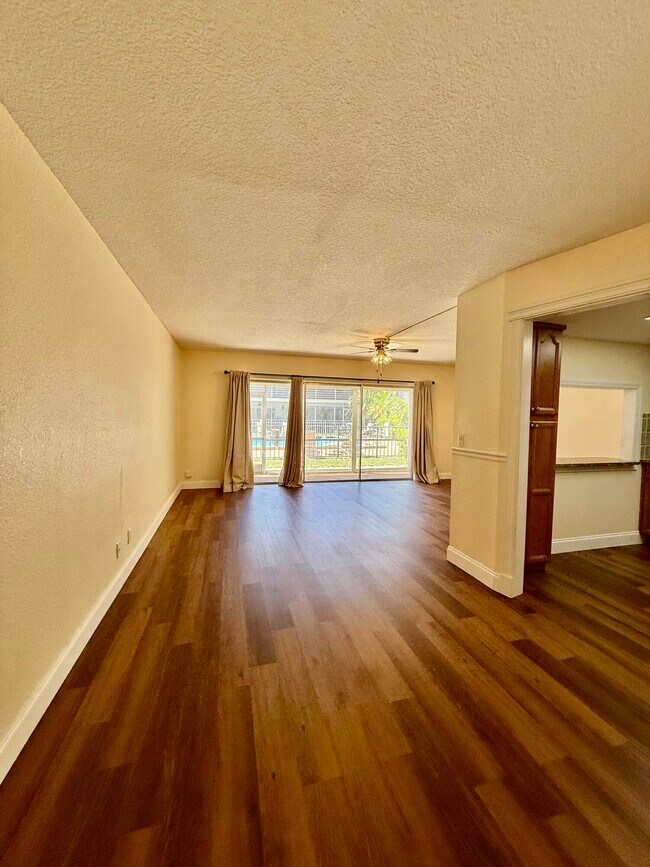 Foto del edificio - 342 Southwind Dr