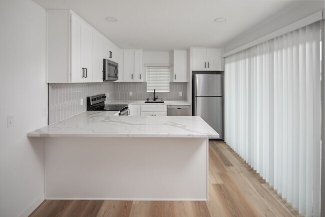 Foto del edificio - 5140-5142 Catoctin Dr.