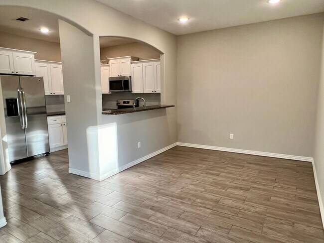 Foto del edificio - Beautiful 3B/2B Townhome in Chaffee Crossi...