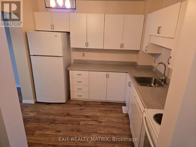 Photo du bâtiment - 3 Bentbrook Crescent