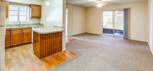 Interior Photo - Dover Gardens