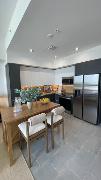 Building Photo - 109 NW 24th St