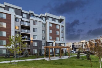 Primary Photo - Emerald Place