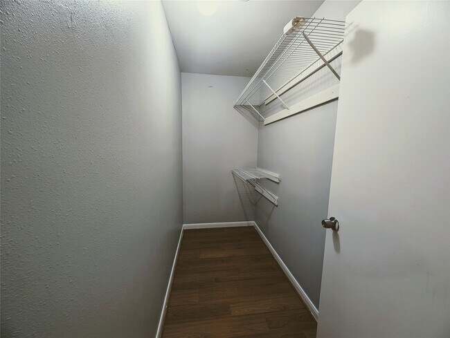 Foto del edificio - 138 S Bend Ct