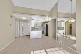 Building Photo - 2851 S Valley View Blvd