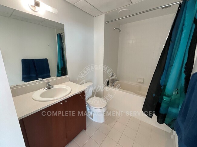 Foto del edificio - 8151 33rd Ave S