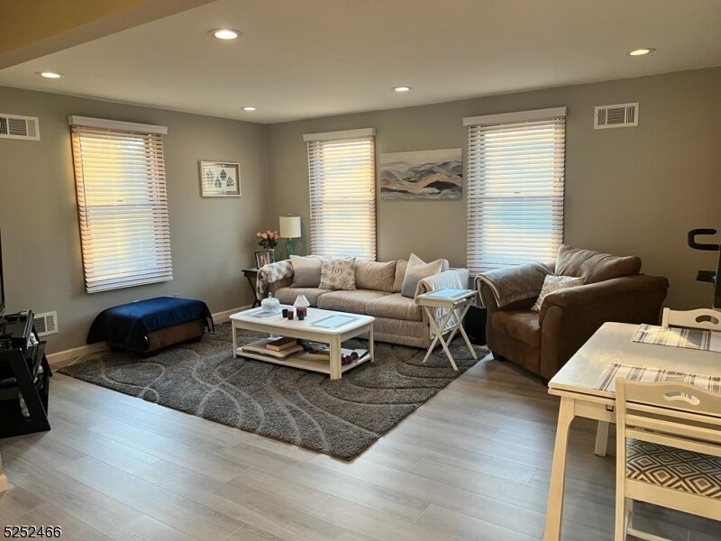 942 Ringwood Ave, Wanaque, NJ 07420 House Rental in Wanaque, NJ