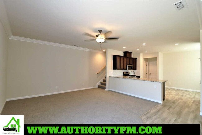 Building Photo - 812 Mission De Oro. 2 Car Garage / Washer-...