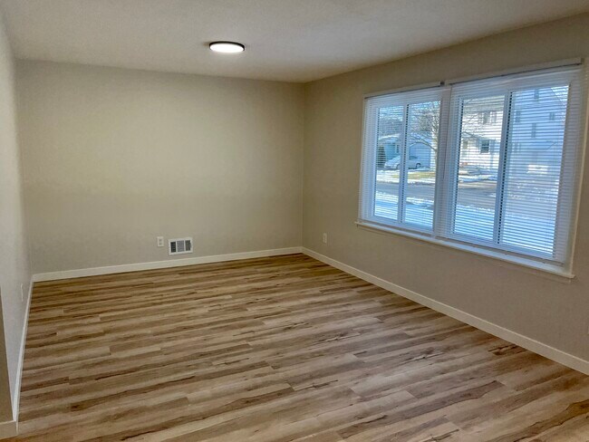 Building Photo - 277 Wolcott Ave