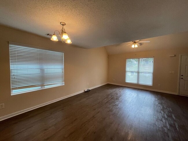 Building Photo - PRE-LEASING FOR AUGUST 2026!