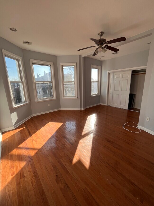 Unit 2 - 41 Randolph Ave