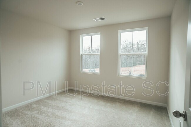 Building Photo - 132 Wls Sta Rd