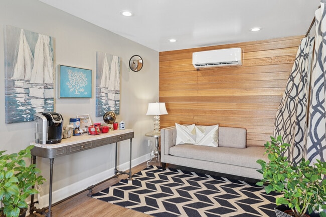 Lobby Photo - Azul Apartments