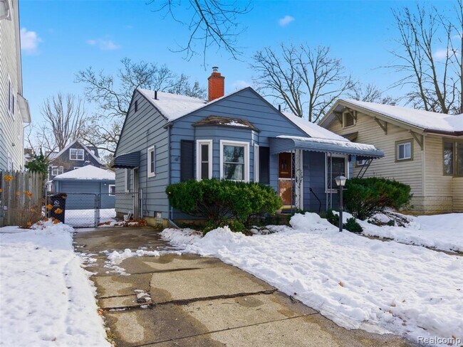 Foto del edificio - 922 N Maple Ave