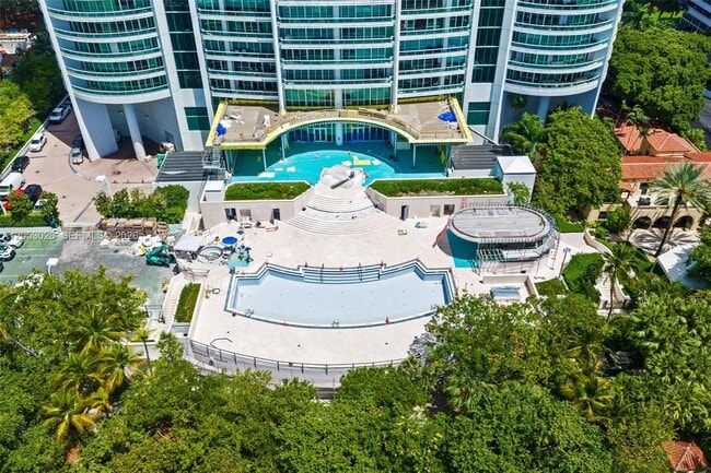 Building Photo - 1643 Brickell Ave