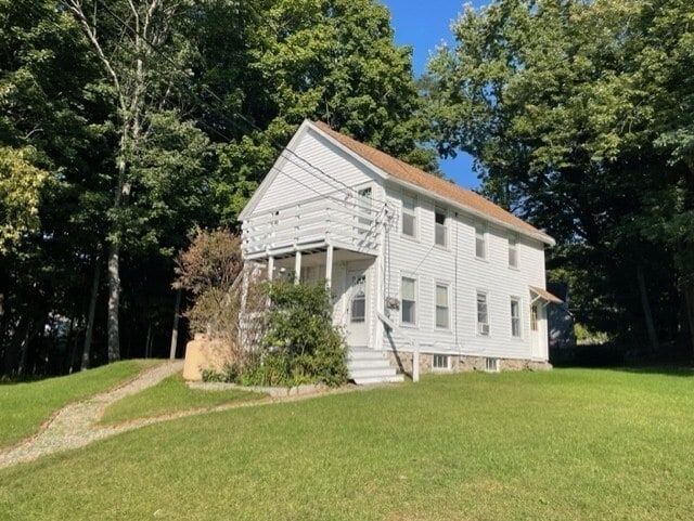 Building Photo - 1664 Main St