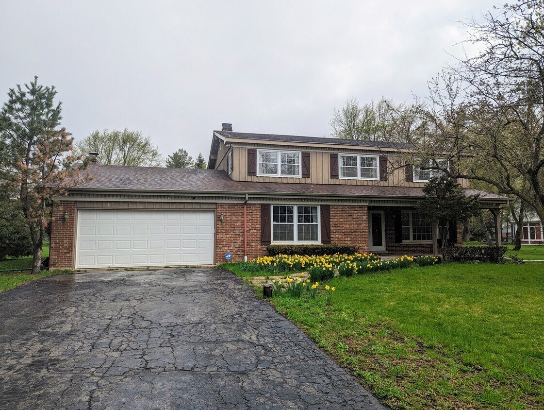 Foto principal - 2527 Checker Rd