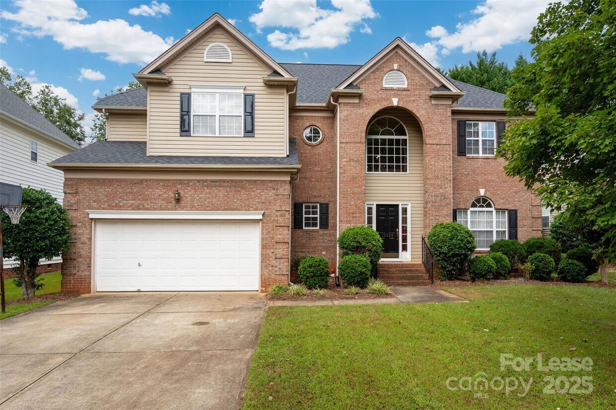 Foto principal - 11520 McGinns Trace Ct