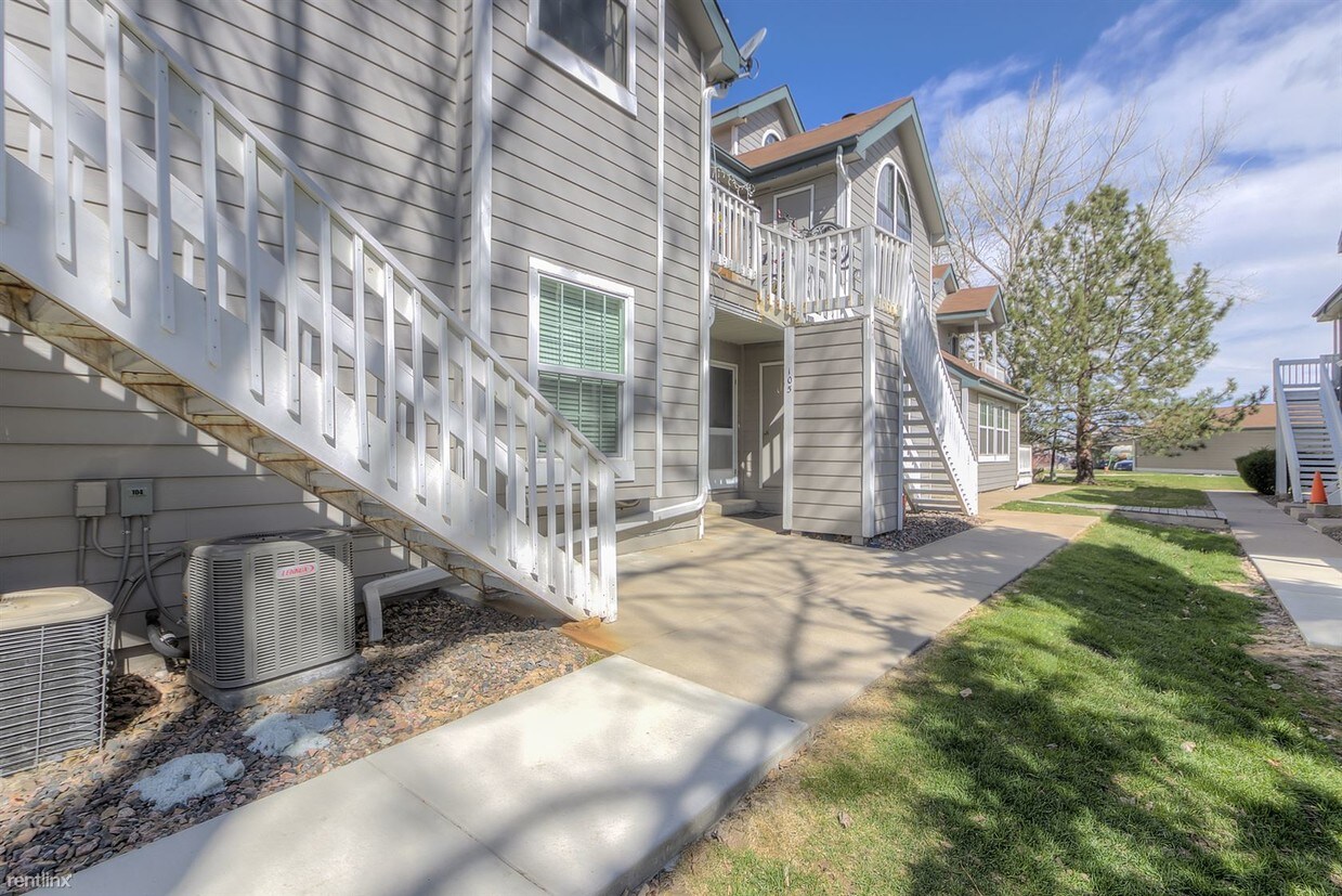 2 br, 1 bath - Marina Pointe - 2 br, 1 bath  - Marina Pointe