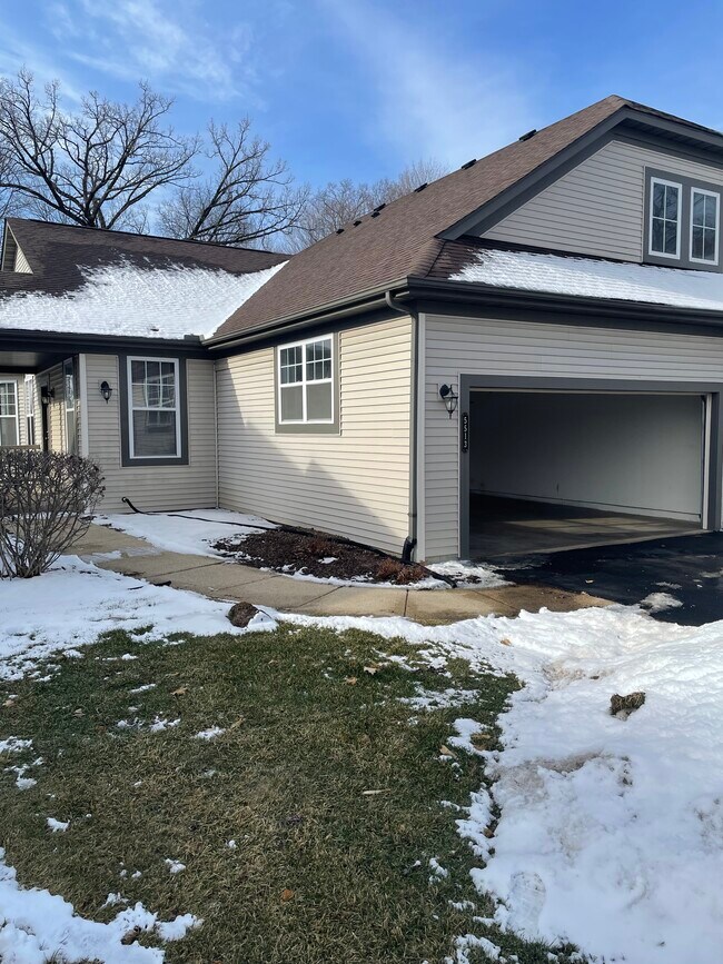 Building Photo - 5513 Sandhutton Ct