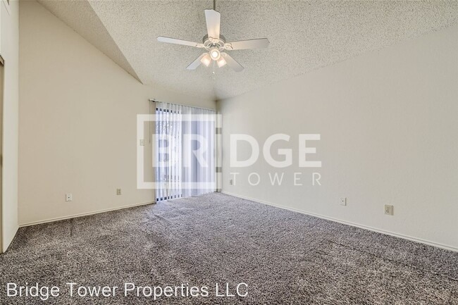 Foto del edificio - 2 br, 2 bath House - 905 Boxwood Drive