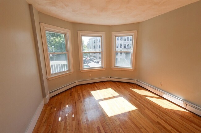 Foto del edificio - 275 Humboldt Ave