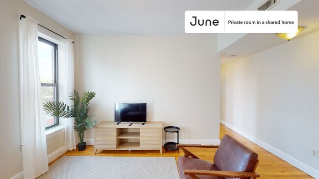 Foto del edificio - Room in Shared 4 bed/2 bath home