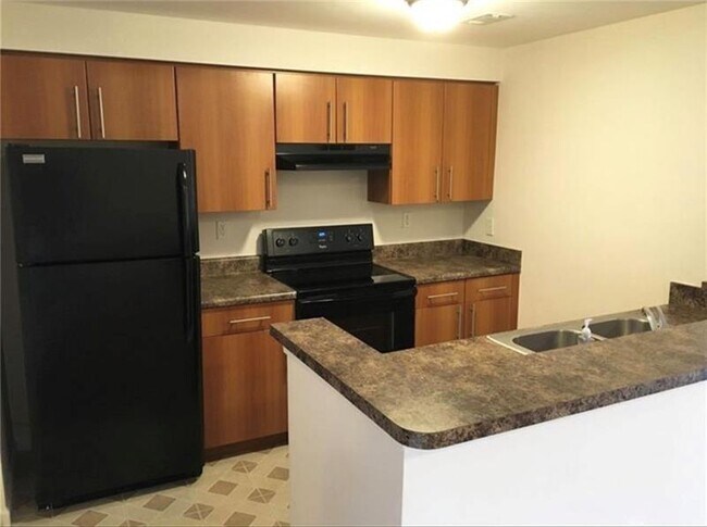 Foto del edificio - 5800 W Sample Rd
