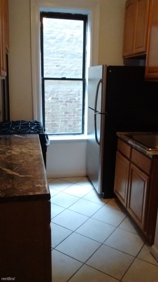 Building Photo - 2 br, 1 bath  - 606 W 146th St