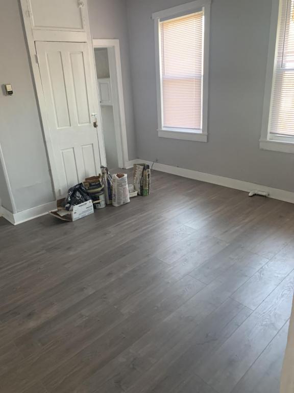 Foto del edificio - 615 Bartlett Ave