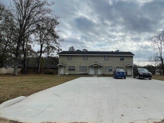 Primary Photo - 14018 Virginia Dr