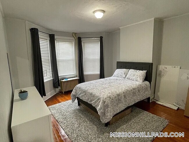 Foto del edificio - 846 Huntington Ave