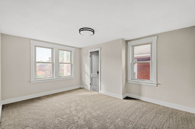 Building Photo - Stunning 3 bedroom home in Turtle Creek av...