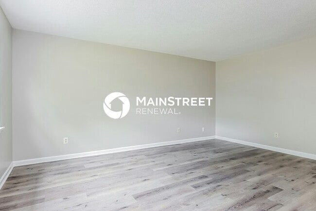 Photo - 3 Bedroom Pet-Friendly Home in Durham, NC with Main Street Renewal