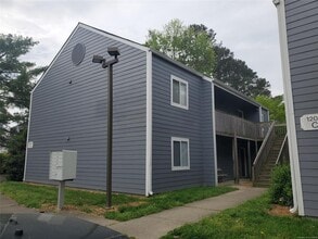 Building Photo - 1203 Jamestown Rd