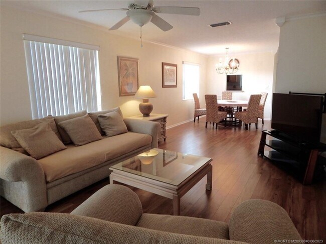 Foto del edificio - 2600 SE Ocean Blvd