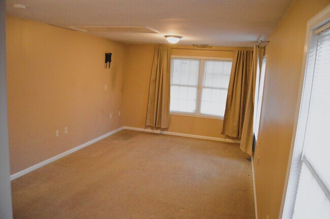 Foto del edificio - 1814 Mountain View Rd