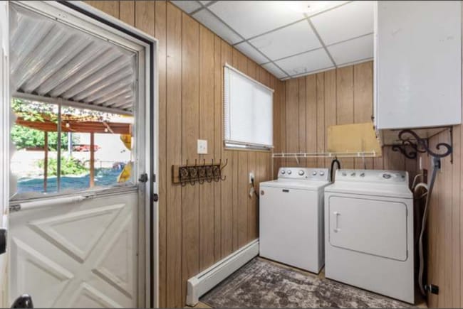 Building Photo - 305 Zuni Dr