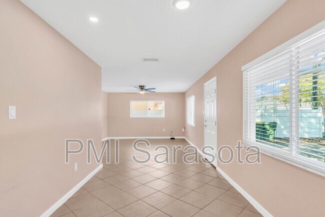 Foto del edificio - 944 42nd St