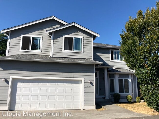 Building Photo - 5 br, 2.5 bath House - 4068 S. 160th Place