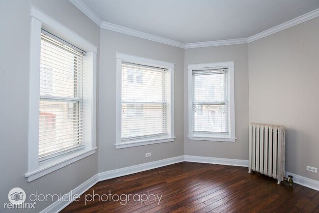 Foto del edificio - 538 W Cornelia Ave