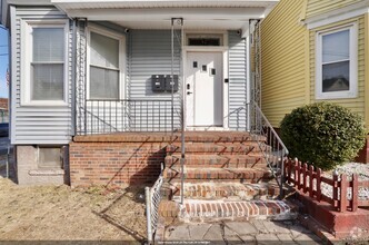 Building Photo - 37 Woodland Ave