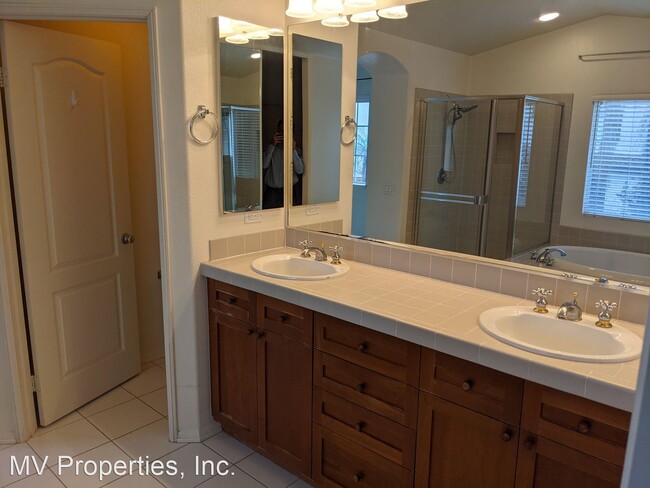Building Photo - 4 br, 3 bath House - 7973 Grado El Tupelo