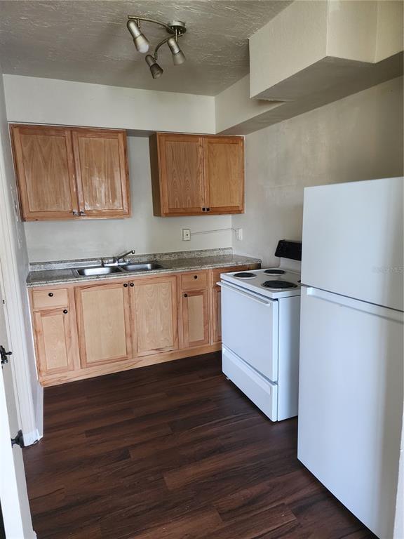 Foto del edificio - 2219 Highland St S
