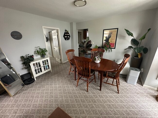 Building Photo - 514 W Auglaize St