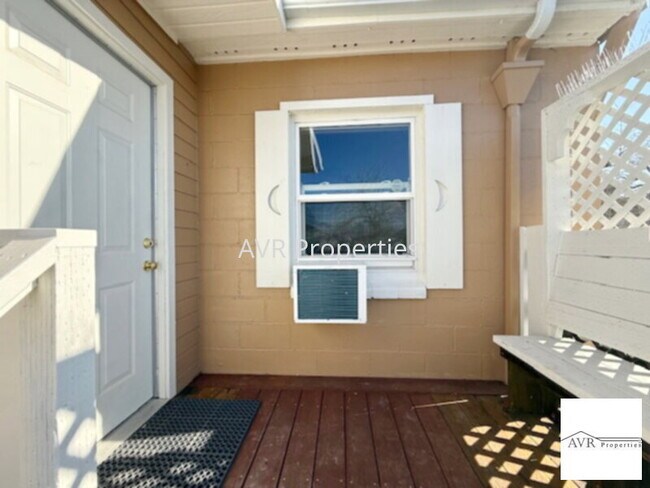 Building Photo - Private Downtown Livermore Studio ADU. Nearly everything is new