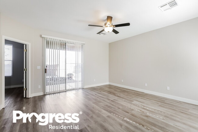 Foto del edificio - 8790 Ashley Park Ave