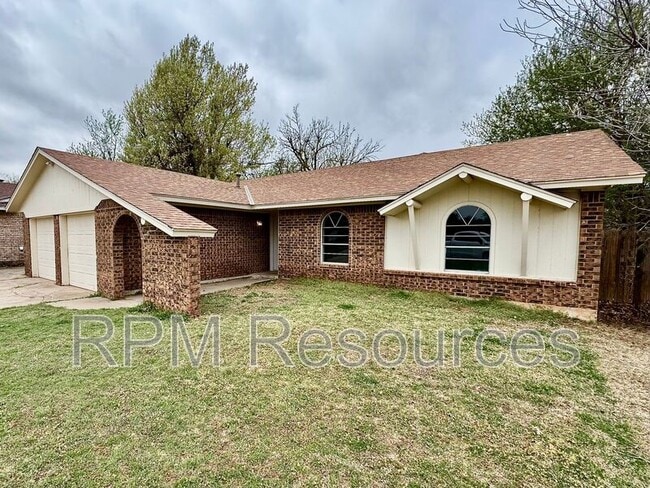 Photo - 720 Willow Run House