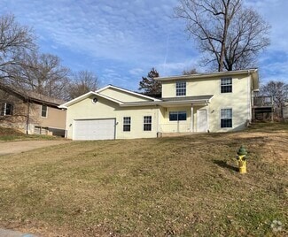 Building Photo - 804 Seib Dr